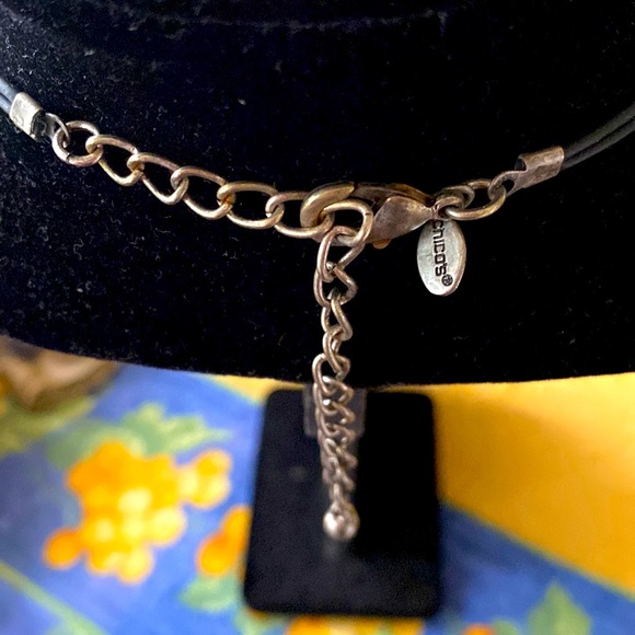 Chico’s statement mother of Pearl & silver toned large charm and beaded necklace - Picture 5 of 5